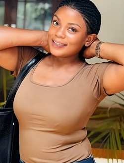 Dayana's profile, a single 33-year-old a woman in Abakutsha