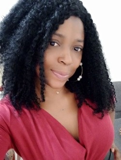 Géraldine's profile, a single 37-year-old a woman in Douala