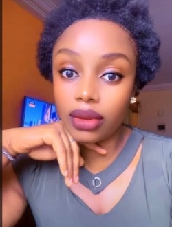 Fatima's profile, a single 33-year-old a woman in Abidjan