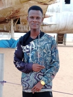Donne's profile, a single 29-year-old a man in Porto-Novo