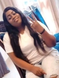 Christelle's profile, a single 35-year-old a woman in Douala