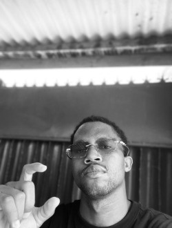 Dylan's profile, a single 22-year-old a man in Godomè