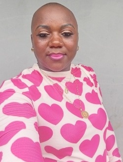 Aline's profile, a single 43-year-old a woman in Douala