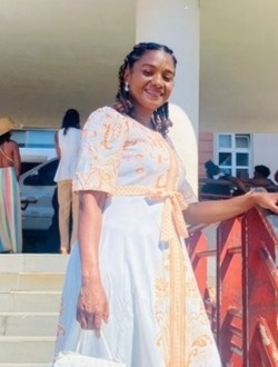 Justine's profile, a single 44-year-old a woman in Alatsinainy-Bakaro