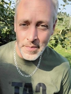 Eric's profile, a single 47-year-old a man in Saguenay