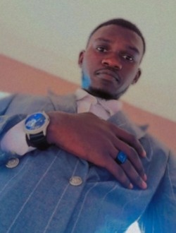 Yanis's profile, a single 29-year-old a man in Yaoundé