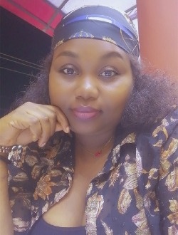 Rols's profile, a single 35-year-old a woman in Yaoundé