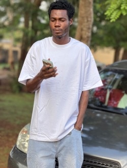 Jean Baptiste's profile, a single 30-year-old a woman in Cotonou