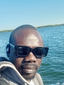 Madou's profile, a single 45-year-old a man in Mbour