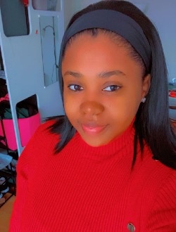 Nasma's profile, a single 25-year-old a woman in La Chapelle-Saint-Luc