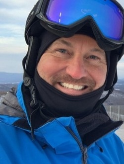 Bernard's profile, a single 51-year-old a man in Lac-Brome