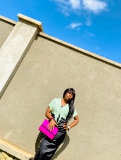 Debs's profile, a single 25-year-old a woman in Lubumbashi