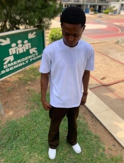 profile picture 0