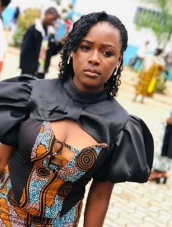 Sharon's profile, a single 23-year-old a woman in Yaoundé