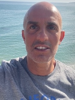 Mouss's profile, a single 52-year-old a man in Anderlecht