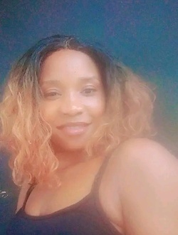 Larissa's profile, a single 31-year-old a woman in Yaoundé