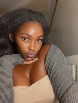 Halimat Gourley's profile, a single 31-year-old a woman in Accra New Town