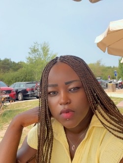 Safiatou's profile, a single 36-year-old a woman in Freneuse