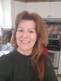 Maryse's profile, a single 62-year-old a woman in Châteauguay