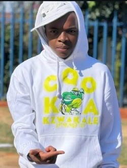 Ndabezitha's profile, a single 20-year-old a man in Randfontein