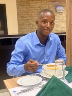 Sunny's profile, a single 30-year-old a man in Accra