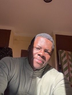 Yvan's profile, a single 23-year-old a man in Douala
