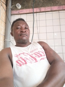 Bernard's profile, a single 41-year-old a man in Akwaya-Oliti