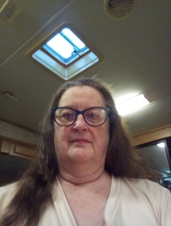 Sandie's profile, a single 69-year-old a woman in Oak Harbor