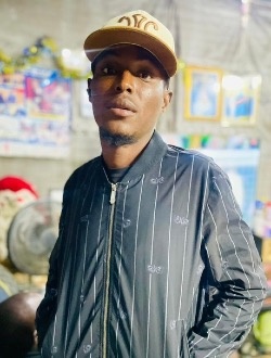 profile picture 0