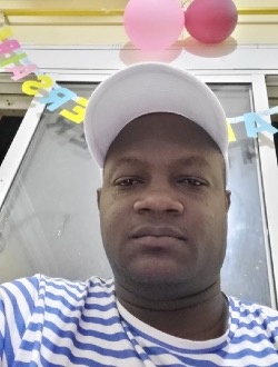Lovers's profile, a single 45-year-old a man in 'Aïn Mouka