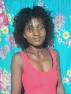 Nanah's profile, a single 23-year-old a woman in Toamasina