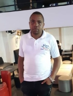 Anke's profile, a single 39-year-old a man in Douala