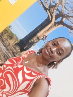Rosa's profile, a single 26-year-old a woman in Mahajanga