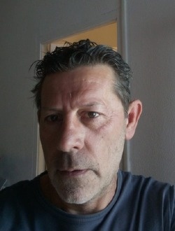 Yanmassage's profile, a single 49-year-old a man in Alès