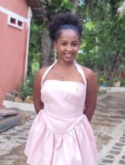 Mercina's profile, a single 21-year-old a woman in Antananarivo