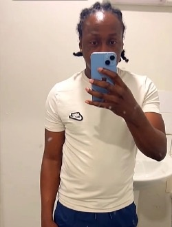 Marvine's profile, a single 30-year-old a man in Vieux-Rouen-sur-Bresle