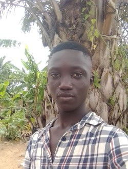 Kouadio's profile, a single 18-year-old a man in San-Pédro