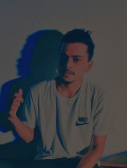profile picture 0