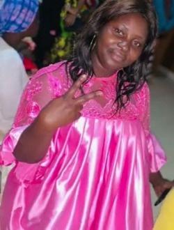 Nénette Kelly's profile, a single 30-year-old a woman in Ébolowa