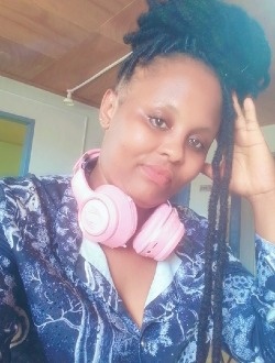 Divine's profile, a single 30-year-old a woman in Douala