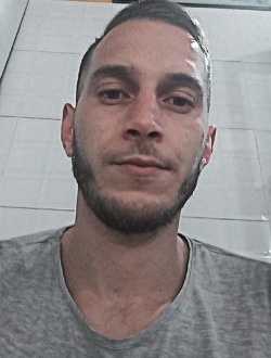 Hermano's profile, a single 30-year-old a man in Alger