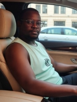 Vianet's profile, a single 33-year-old a man in Montréal-Est
