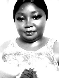 Nina's profile, a single 34-year-old a woman in Libreville
