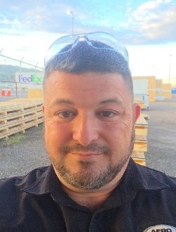 Scott's profile, a single 50-year-old a man in Logan