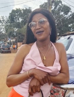 Blandine's profile, a single 40-year-old a woman in Yaoundé
