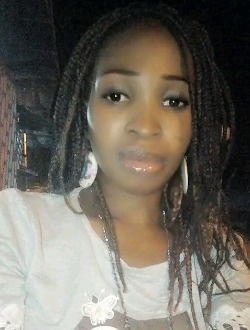 Aminata's profile, a single 36-year-old a woman in Abidjan