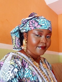 Charifa's profile, a single 35-year-old a woman in Batouri