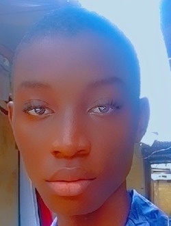 Laurent's profile, a single 20-year-old a man in Douala