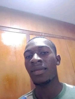 Willy's profile, a single 25-year-old a man in Abidjan