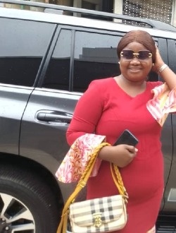 Lisa's profile, a single 32-year-old a woman in Libreville